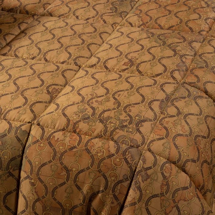 Alviero Martini Geo Clamp Double Quilt