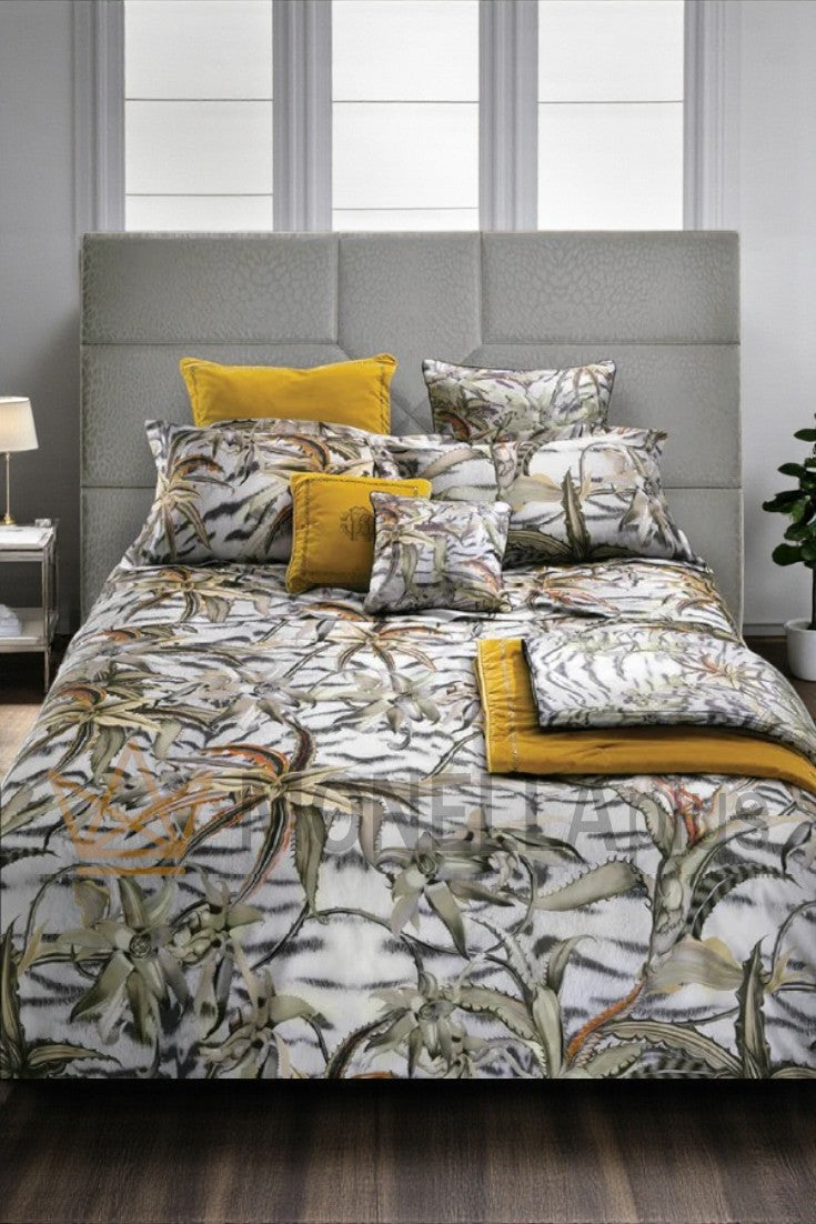 Kostkované květiny Tigresse Roberto Cavalli