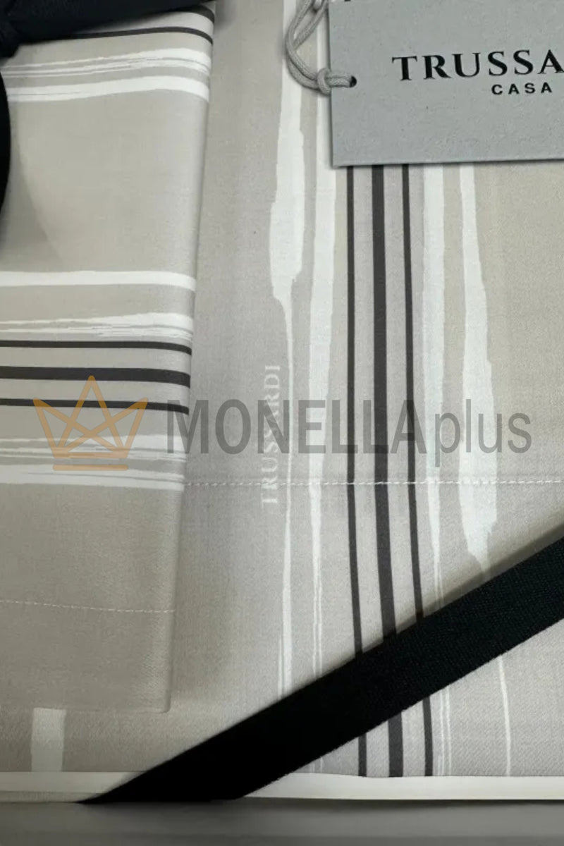 Complete Brushed Trussardi Sheets