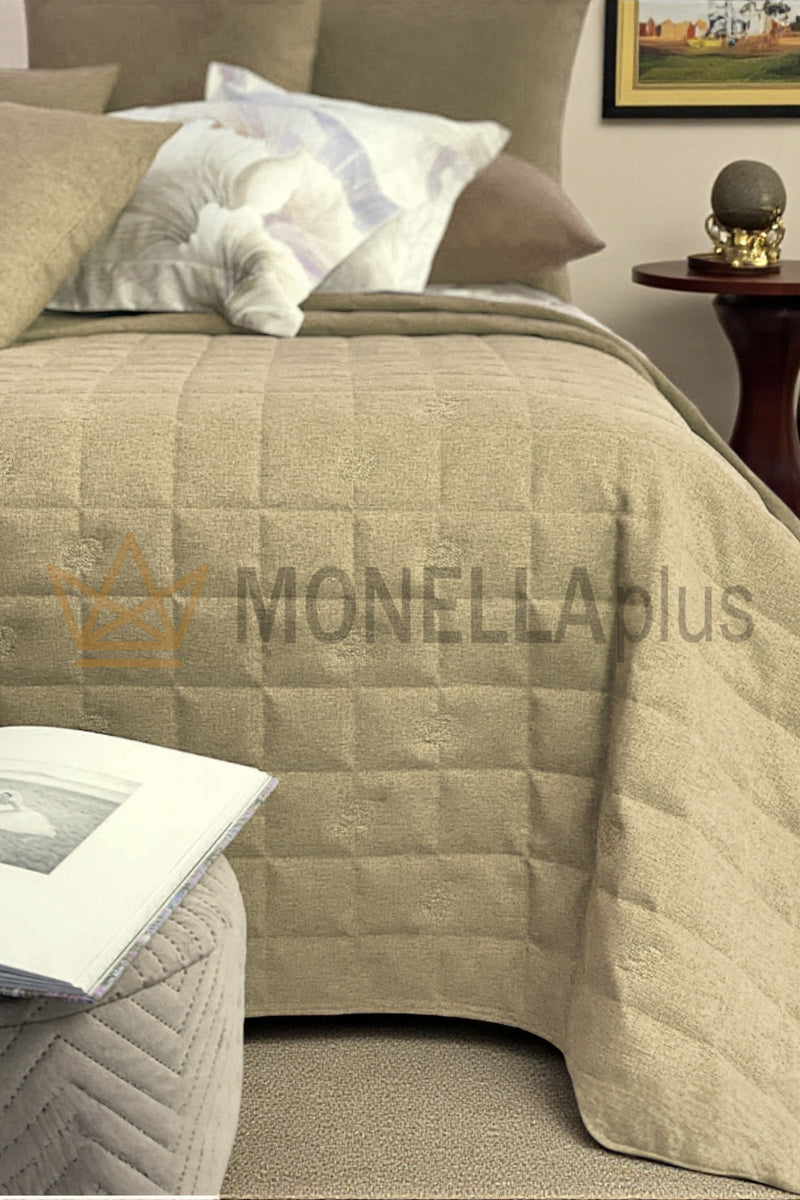 Κουβερλί Κυριακή διπλό Blumarine