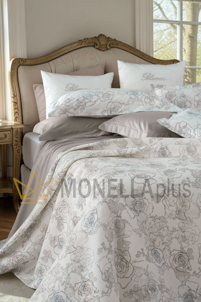 Glatt gesteppte Tagesdecke Laila für Doppelbett Blumarine – MonellaPlus