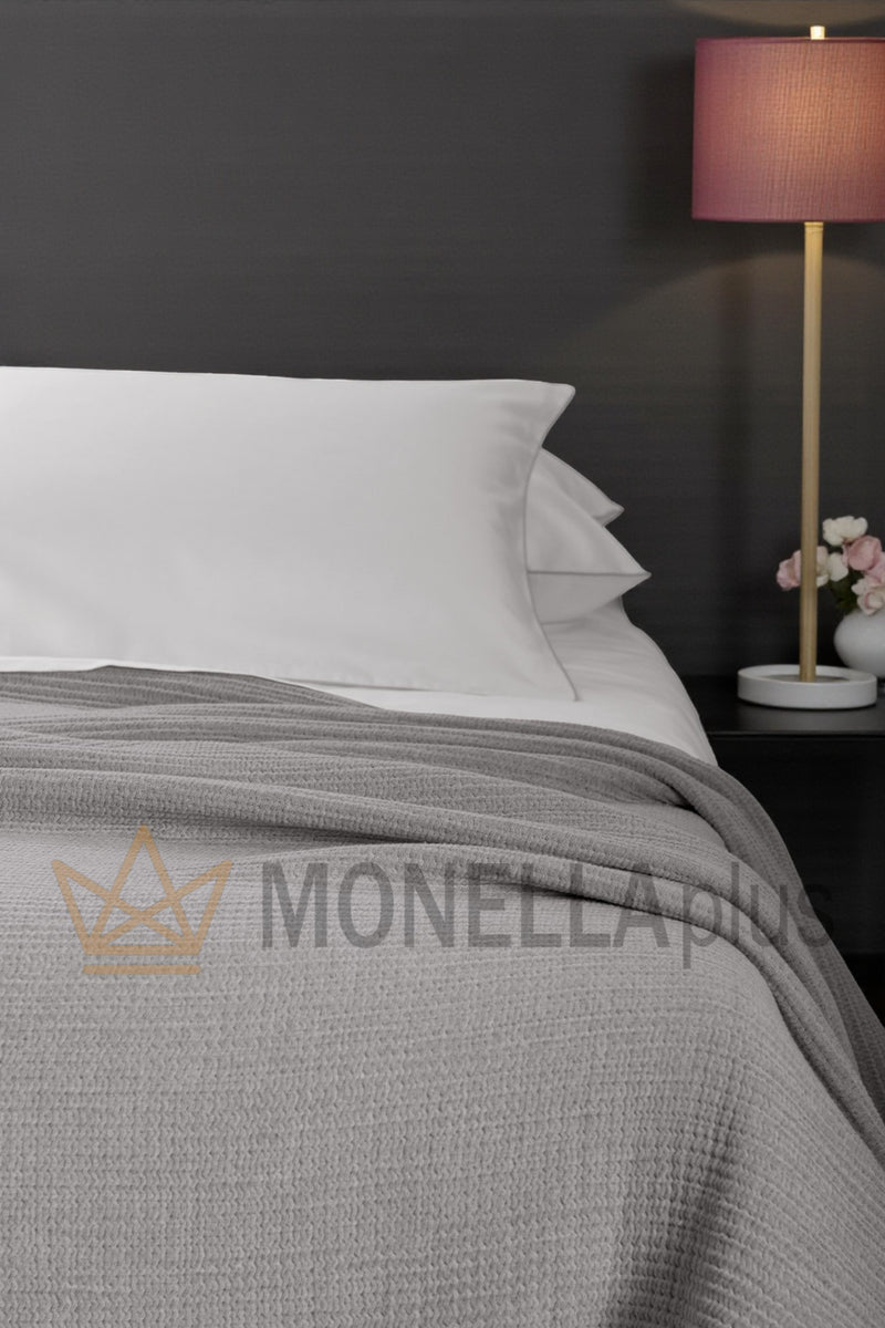 Smooth bedspread Ostuni double Svad Dondi
