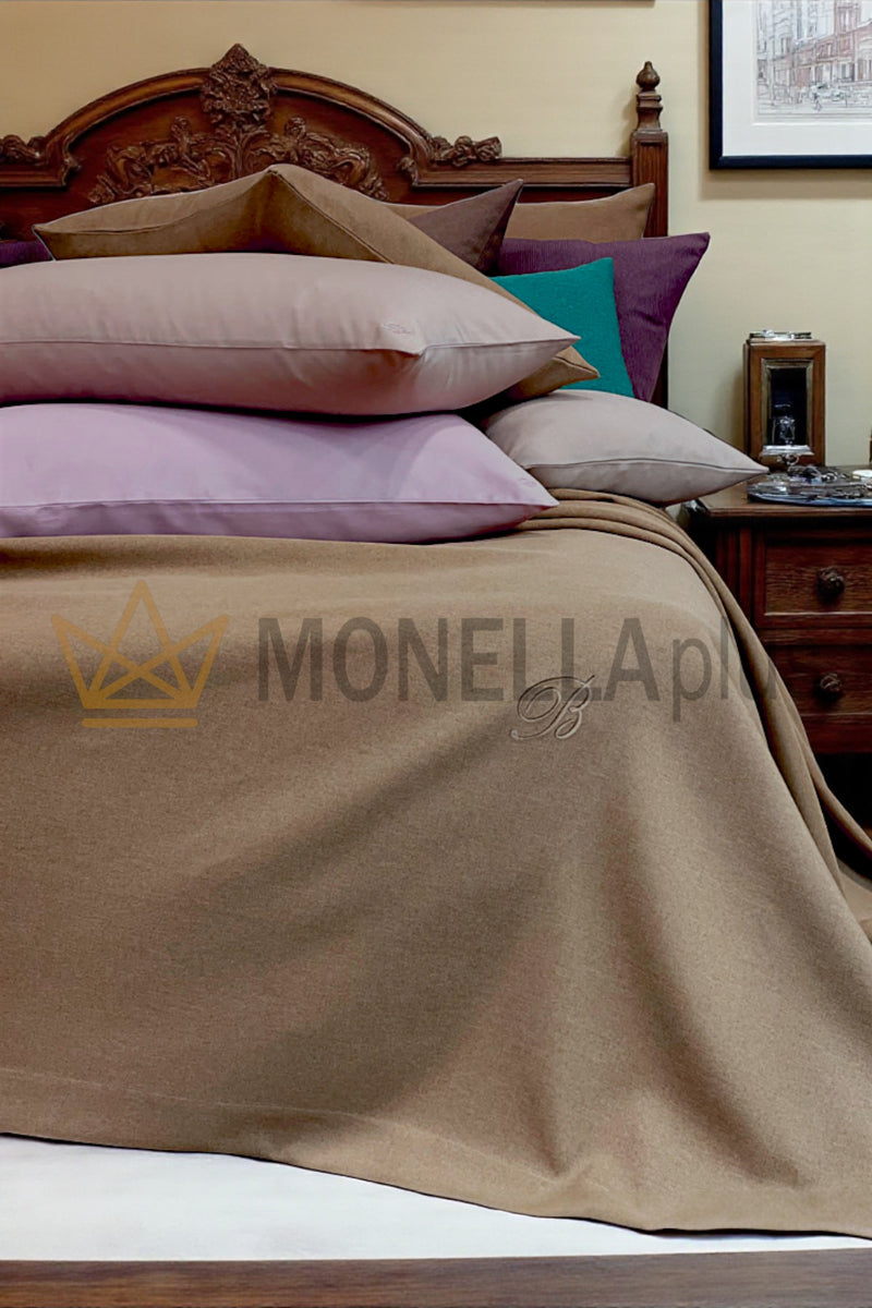 Jednobarevný přehoz na postel Sunday pro manželskou postel Blumarine