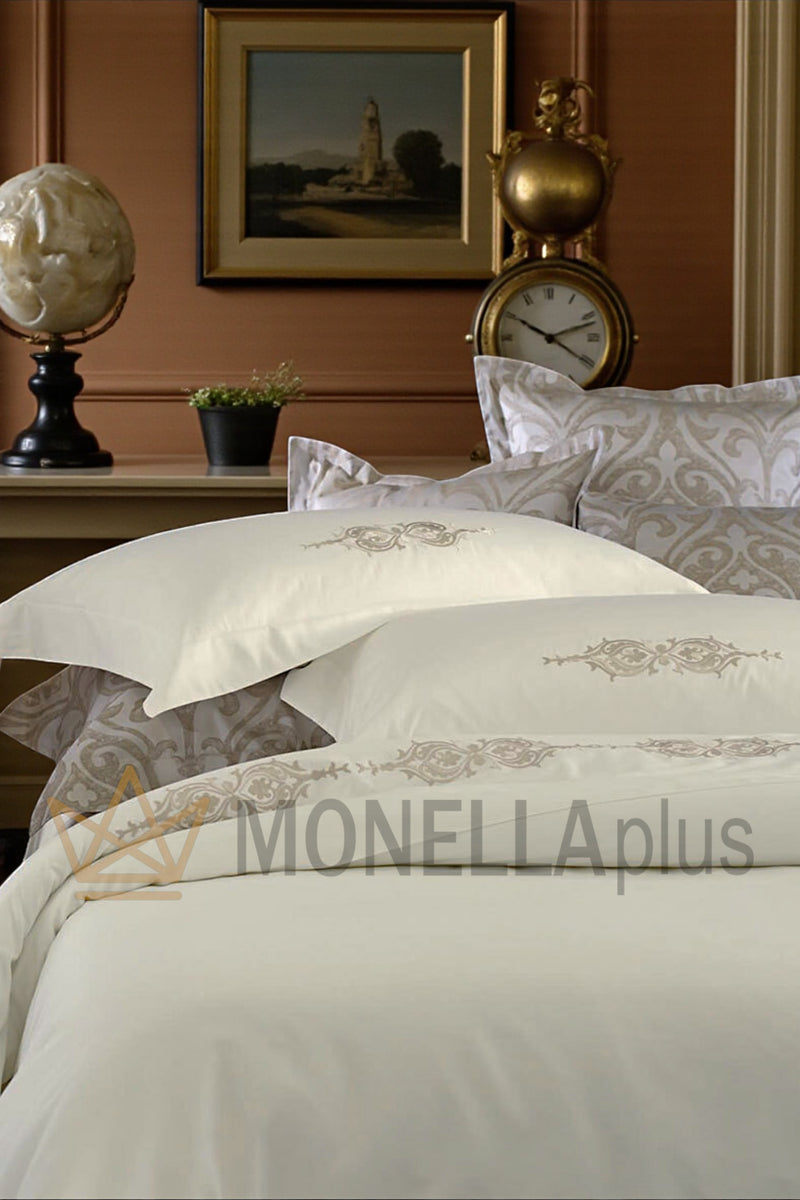 Komplettes Diana besticktes Bettwäsche-Set Doppelbett Svad Dondi – MonellaPlus