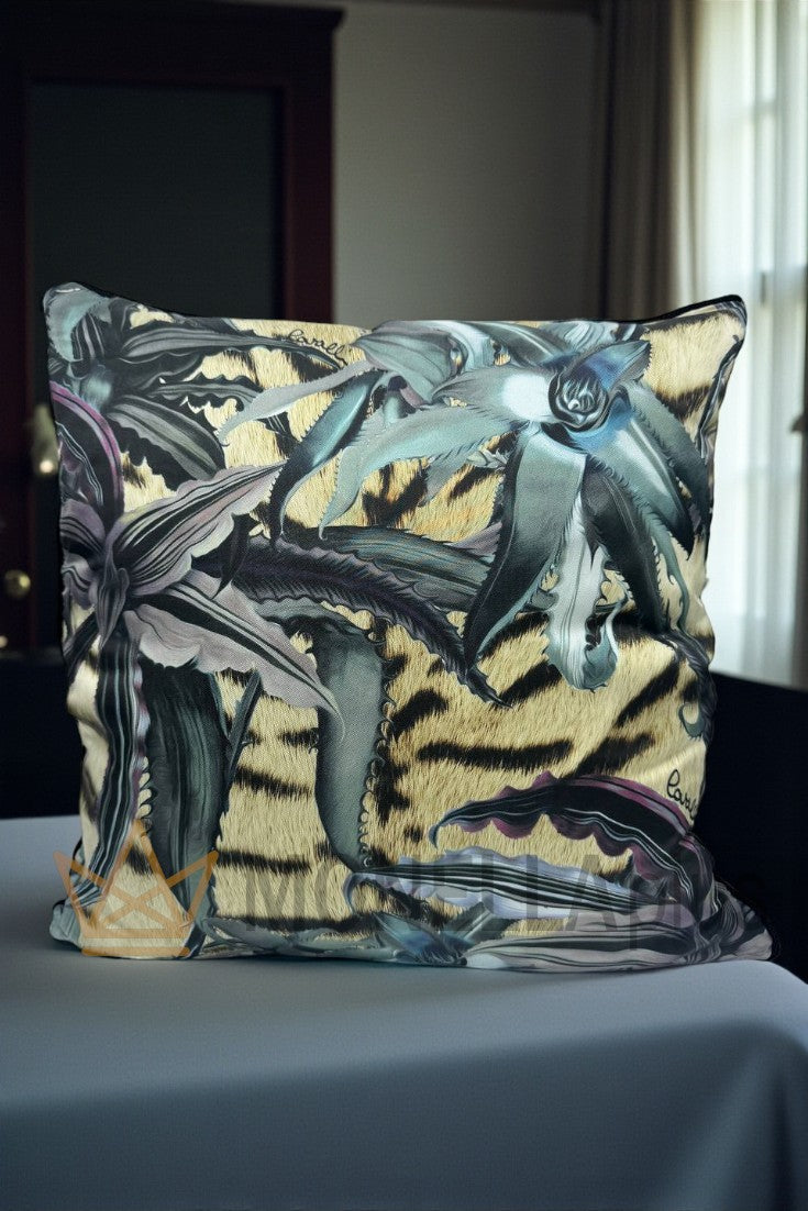 Almofada decorativa FLOWERS TIGRESSE 40x40 seda Roberto Cavalli