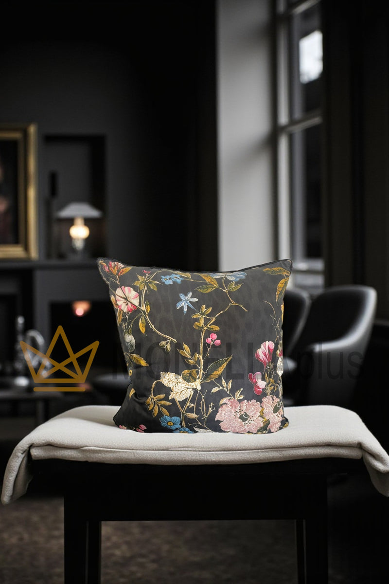 Almofada Frame Flowers 40x40 Seda Roberto Cavalli