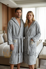 رداء حمام بغطاء رأس ذهبي جديد