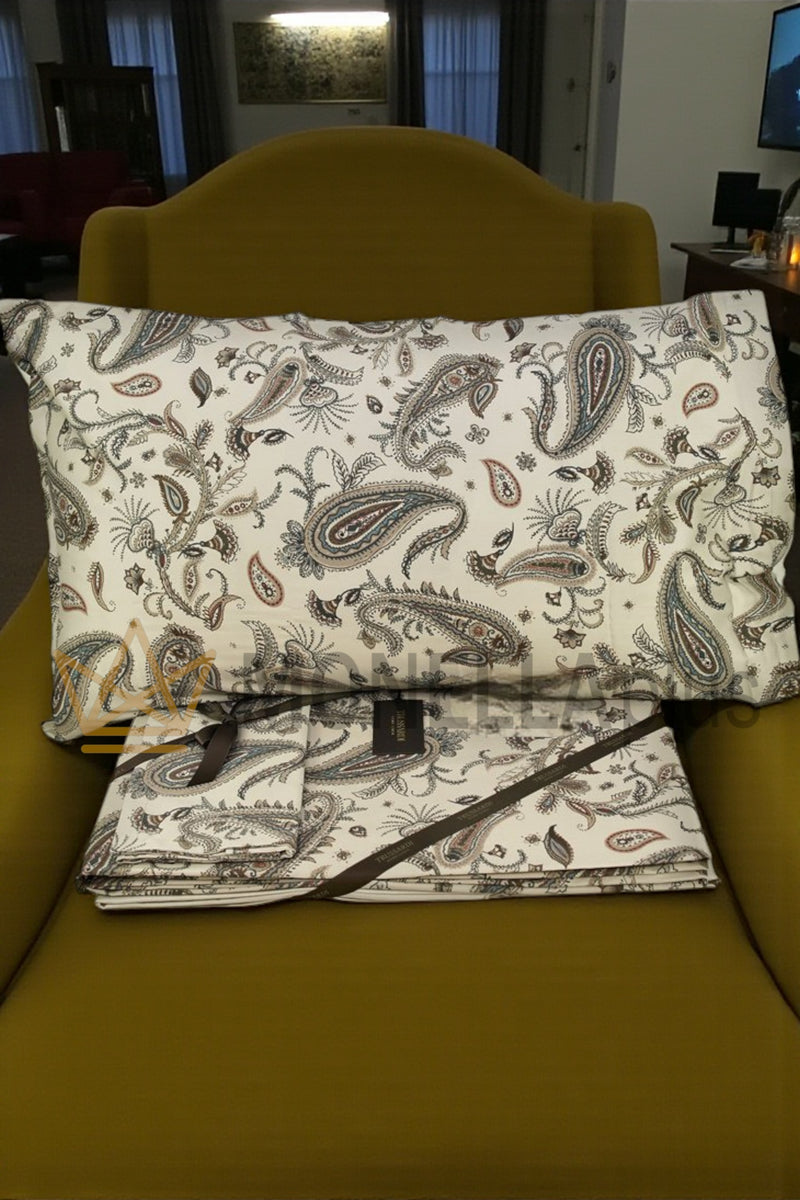 Complete New Paisley Trussardi bed sheets
