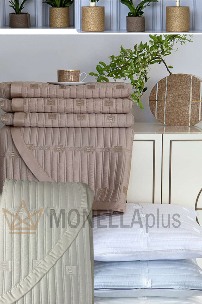 Quilt Heritage Embroidered Op Borbonese