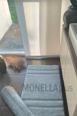 Touch Svad Dondi bath mat