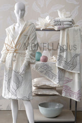 رداء الاستحمام لوكريتسيا بلومارين