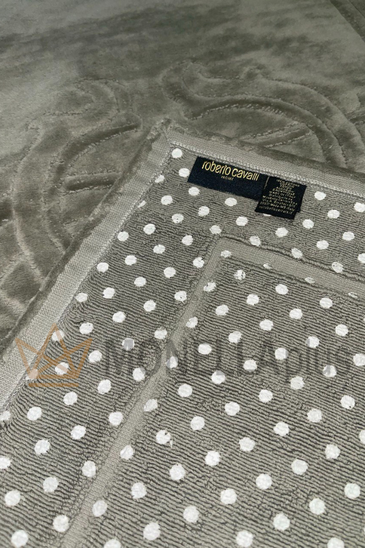 Коврик для ванной с логотипом Roberto Cavalli