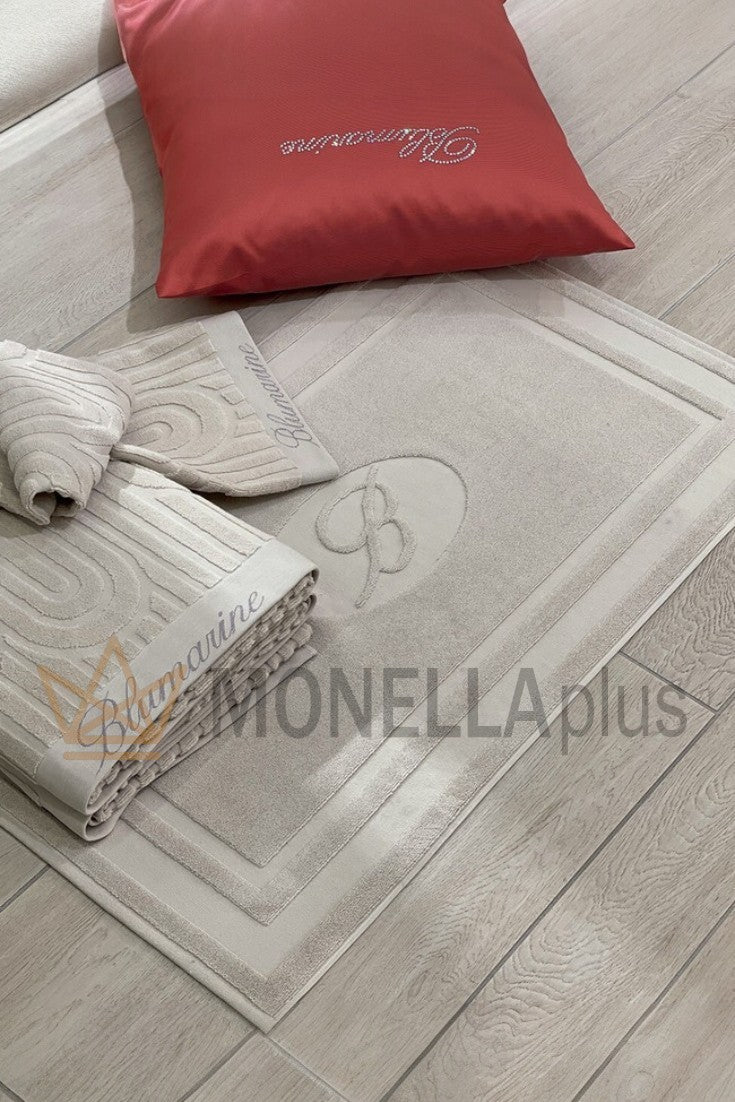 Badezimmerteppich Monogram Blumarine