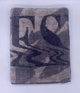 Une paire de serviettes New Liquid Logo Diesel 2011452
