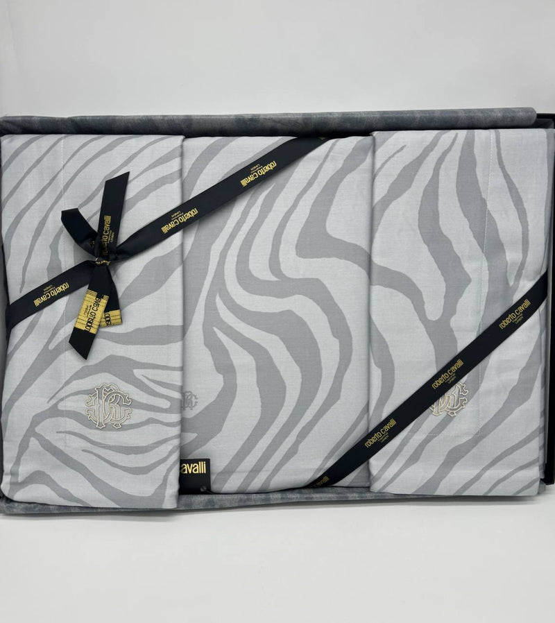 مجموعة غطاء لحاف روبرتو كافالي MACRO ZEBRAGE DCSET
