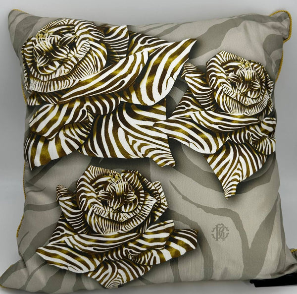 CUSCINO ZEBRA ROSE SILK  Roberto Cavalli
