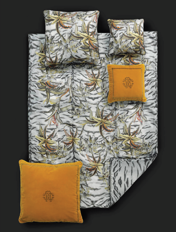 Cuscino arredo Flowers Tigresse Roberto Cavalli 2009787