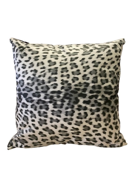 Подушка мебельная Rose Leopard Roberto Cavalli 2007187