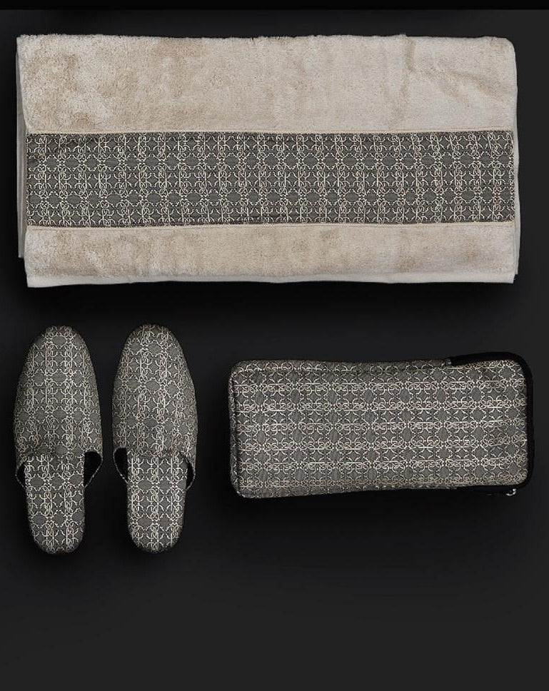 Bir banyo havlusu Platinum Roberto Cavalli 92577