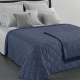 Nahtlinienquilt <tc>Trussardi</tc> 80045