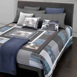 Une couverture Villa Trussardi 2010501